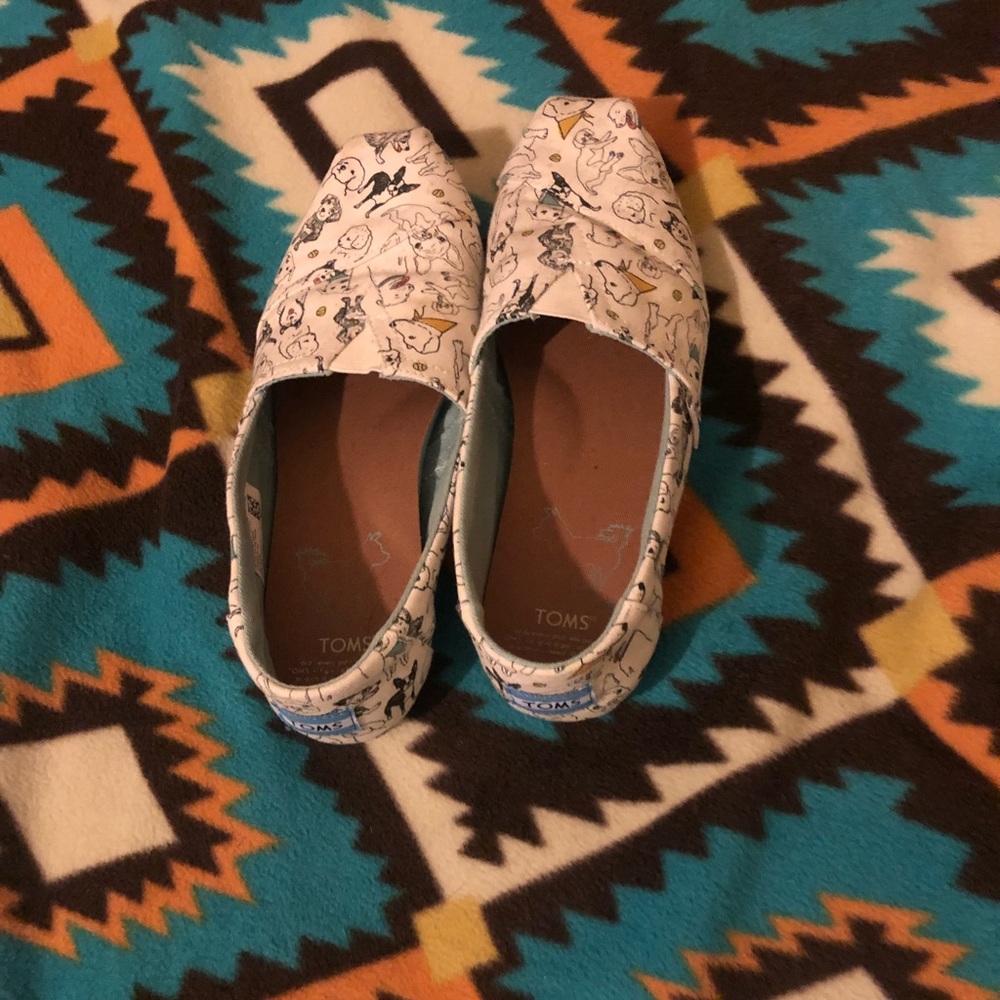 TOMS women’s size 6.5